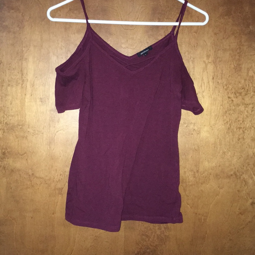Open shoulder top